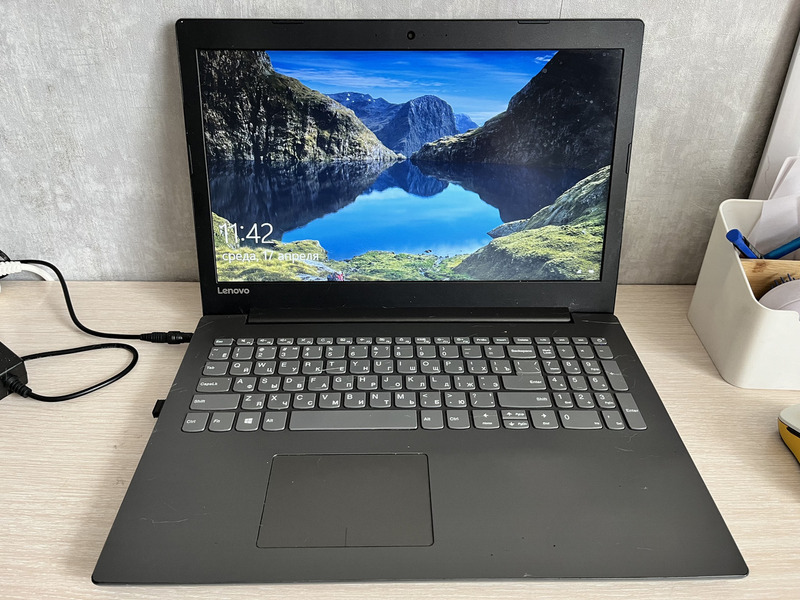 Продам ноутбук Lenovo Ideapad 320IAP